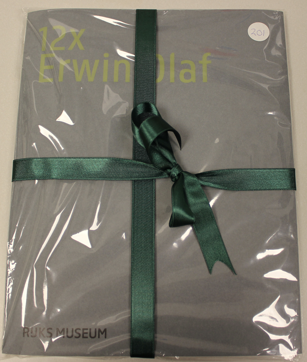 Erwin Olaf - 12x Erwin Olaf