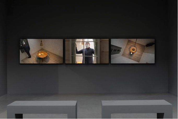 Erwin Olaf - April Fool Film