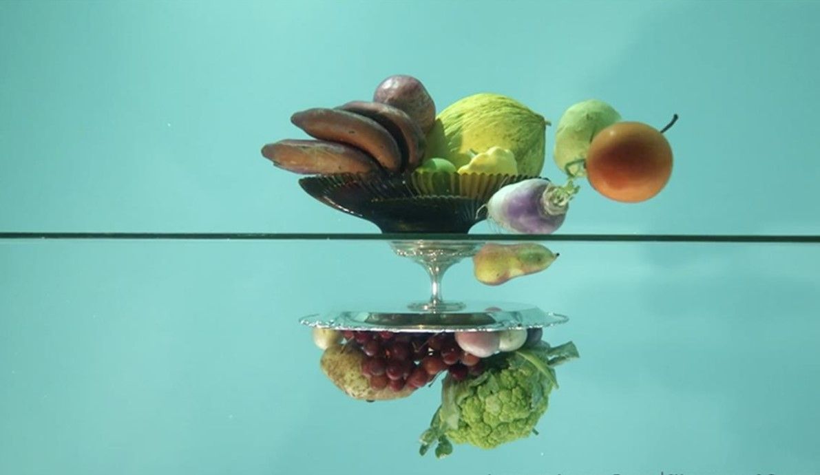 Alejandro Almanza Pereda - A glass of fruit