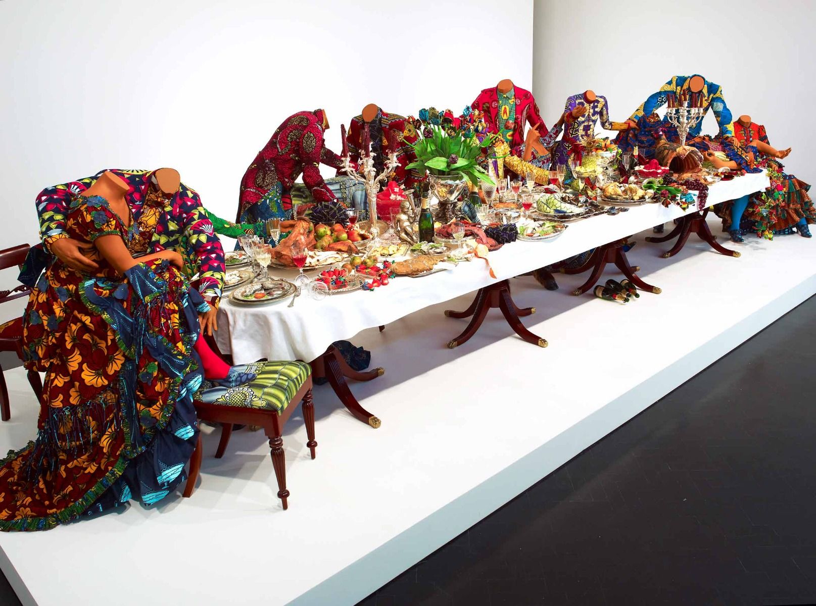 Yinka Shonibare - Last Supper