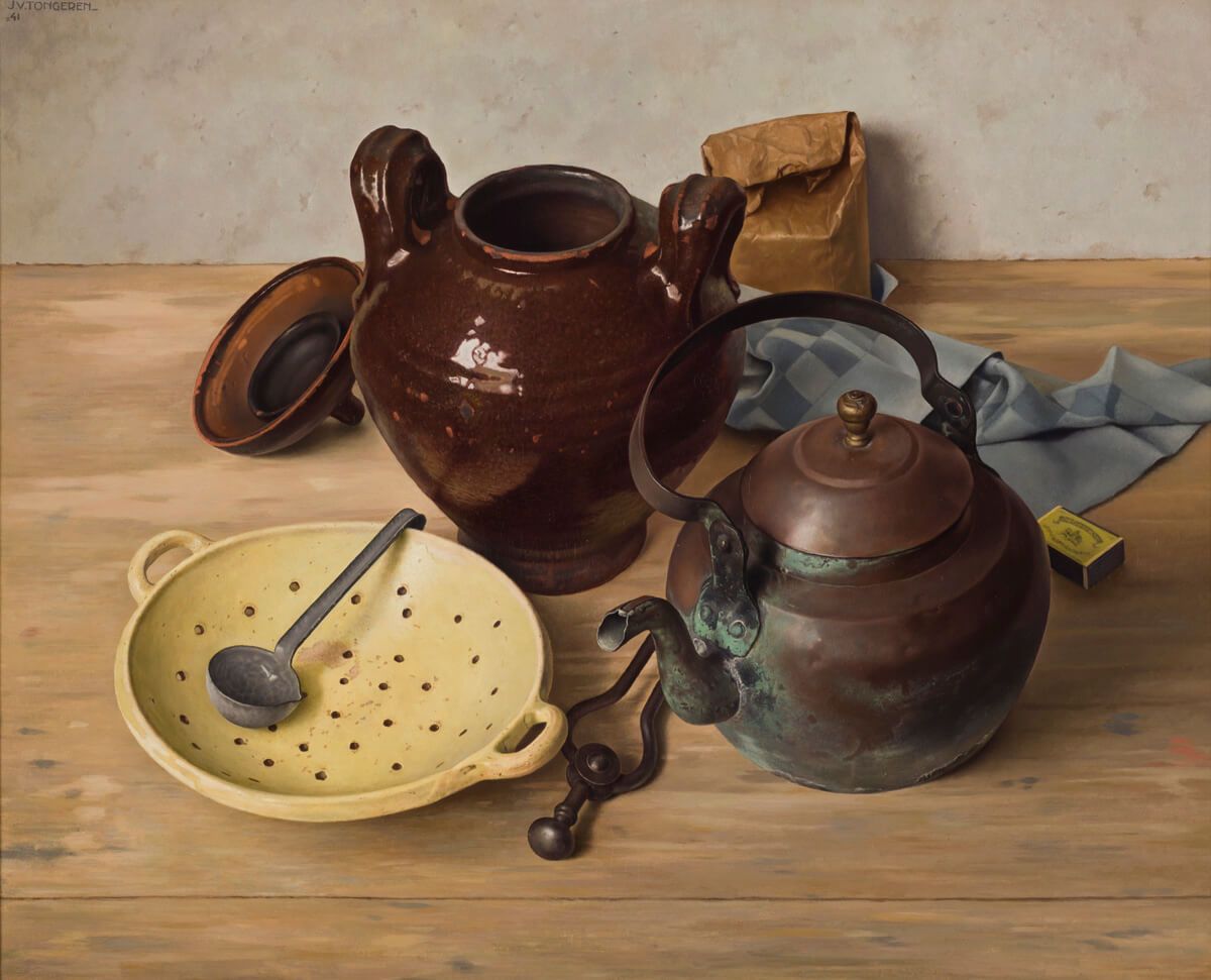 Jan van Tongeren - Stilleven met potten op houten tafel